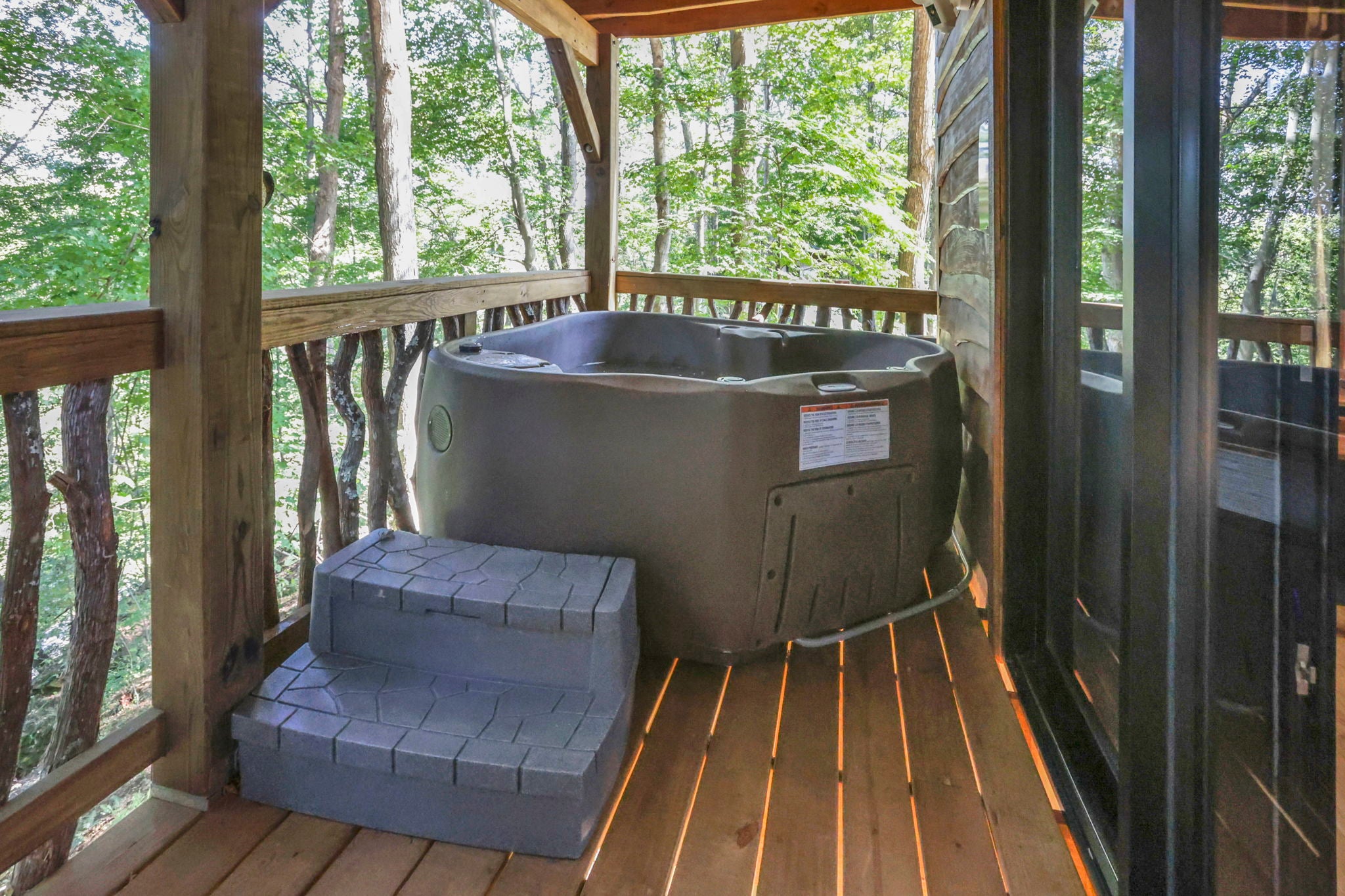 HARRY POTTER BURROW TREEHOUSE