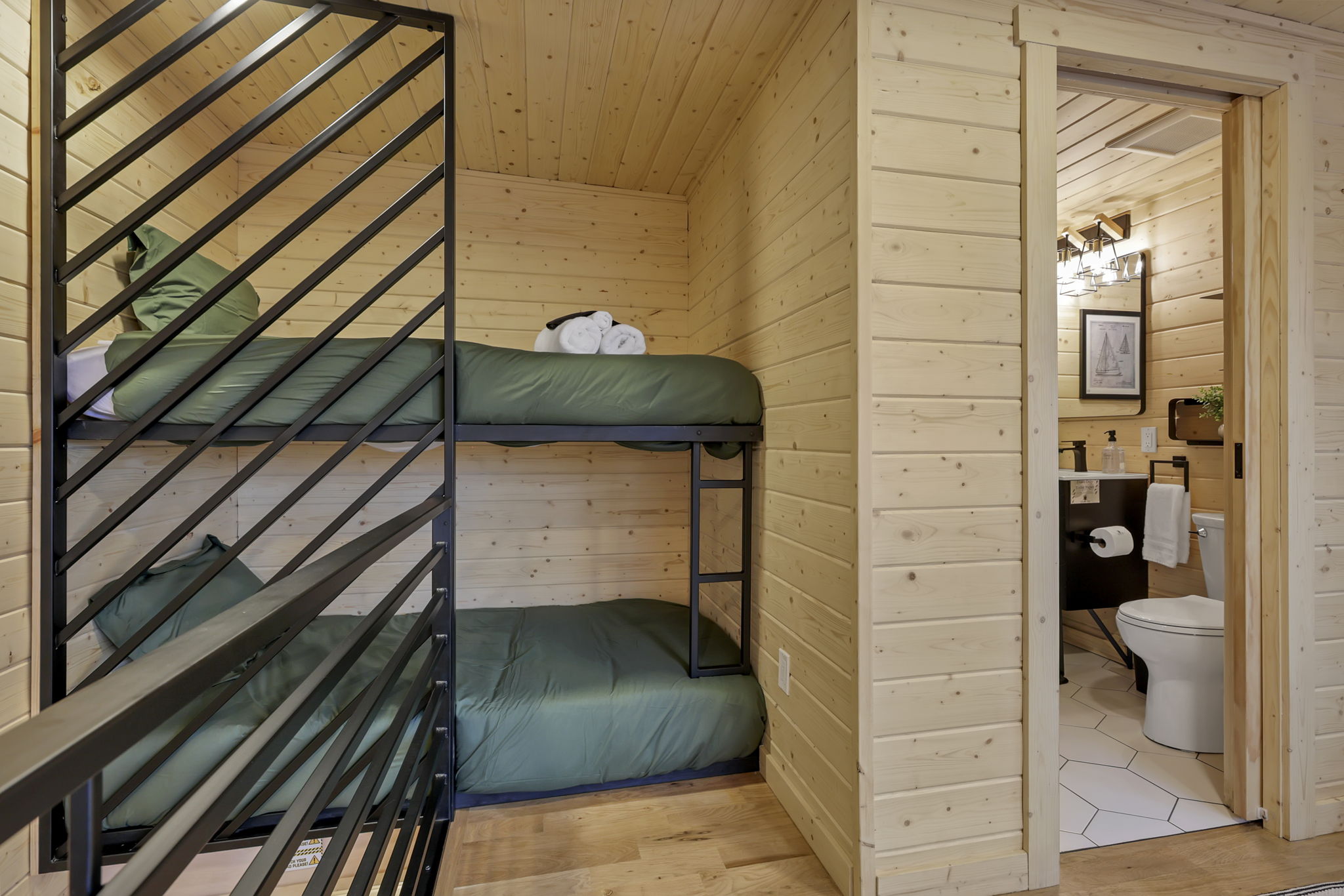 HYGGE TREEHOUSE