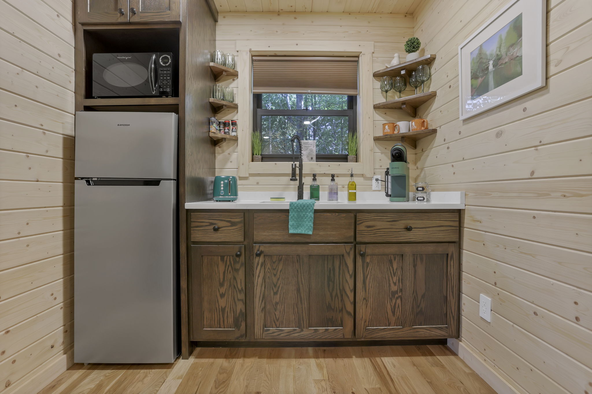 THE HOCKING HILLS TREEHOUSE (GROUP)