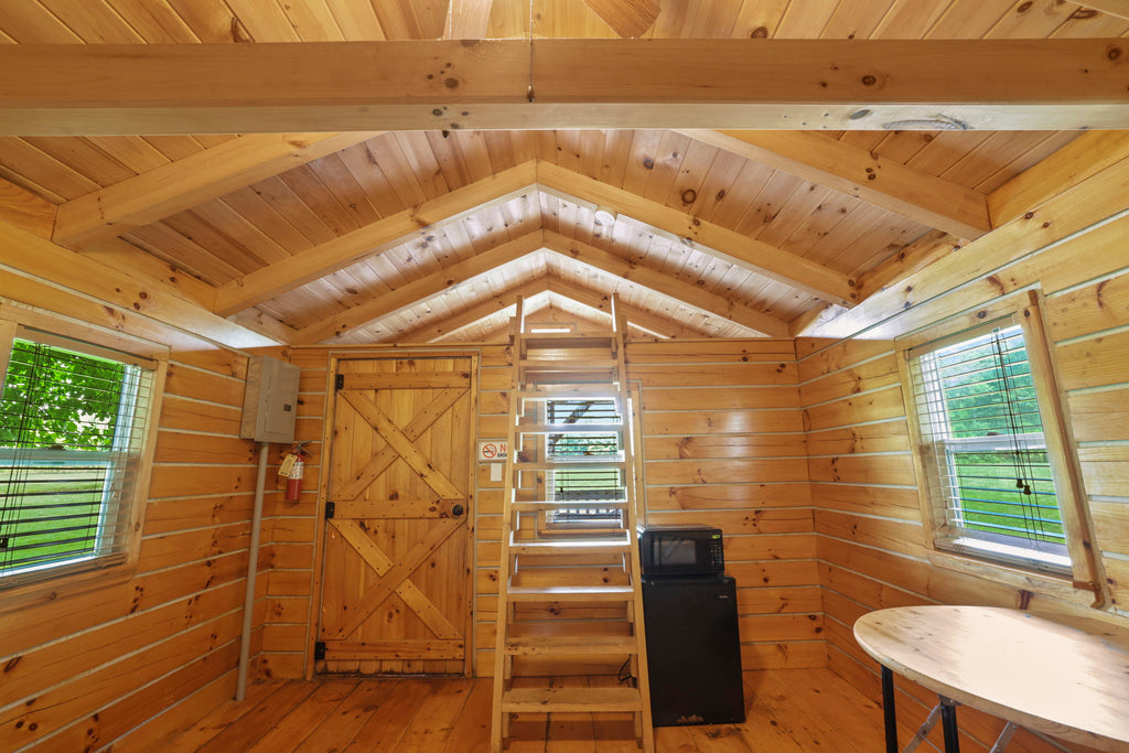 BUCKEYE CABIN