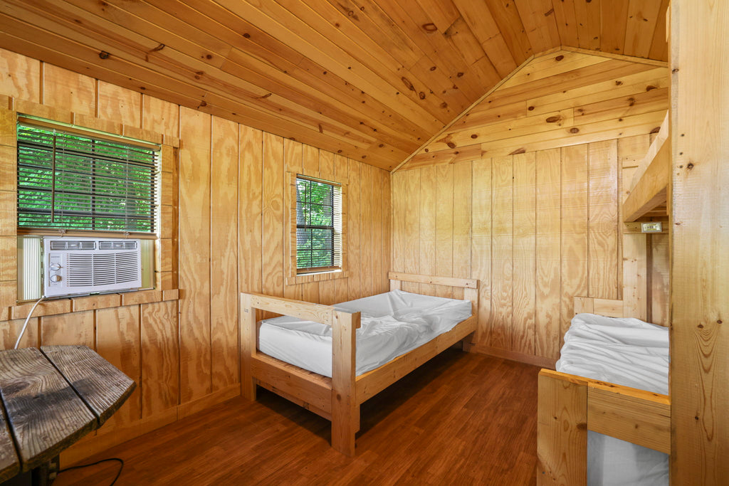 CARDINAL CABIN