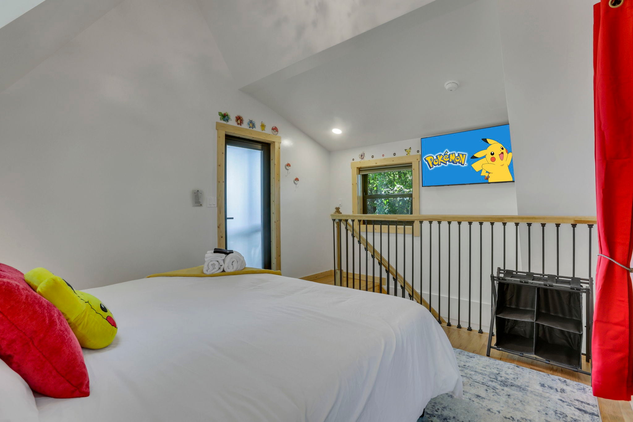 POKEMON TREEHOUSE