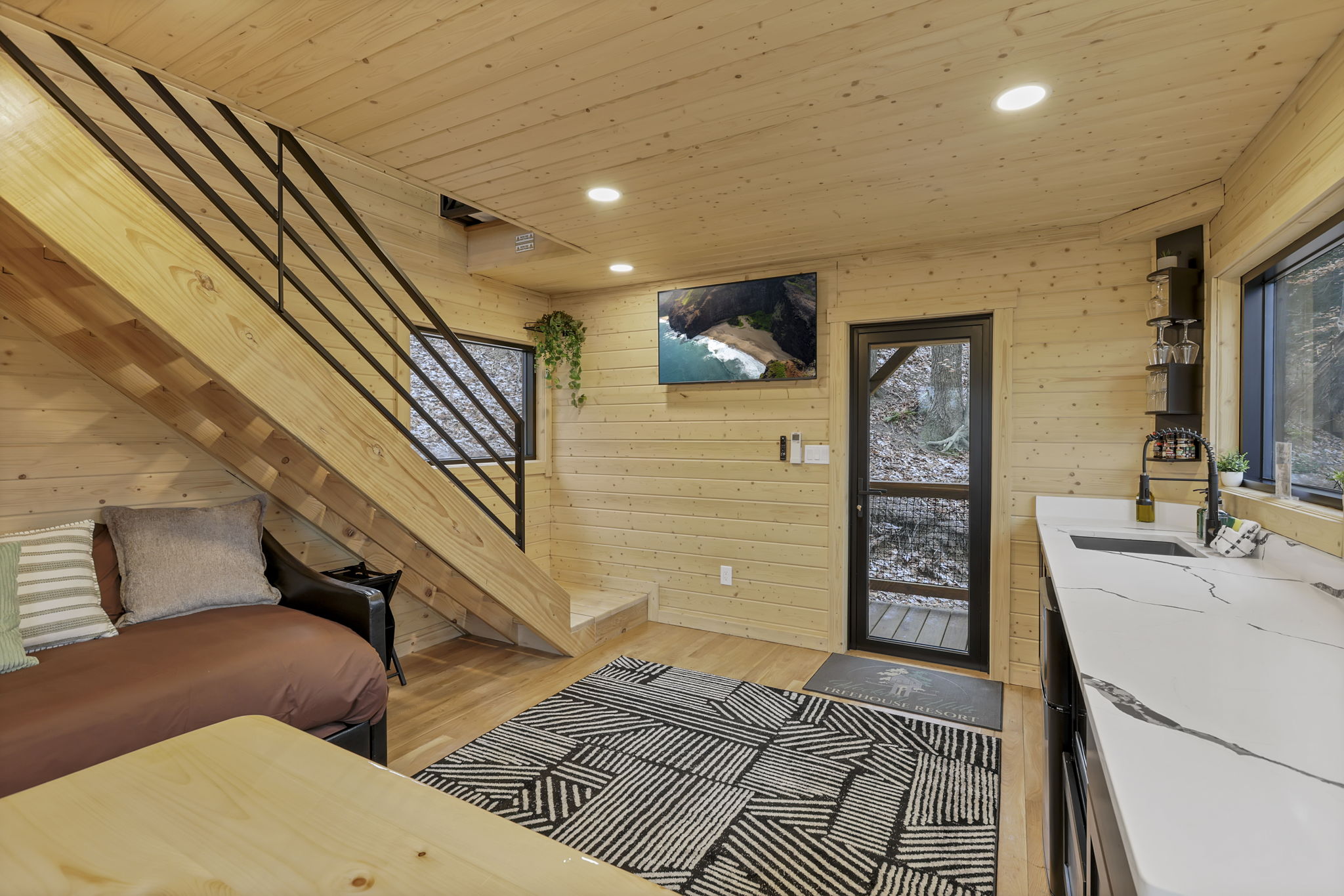 HYGGE TREEHOUSE