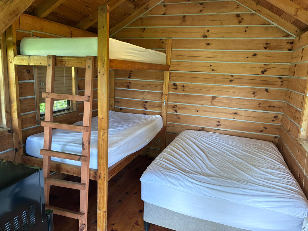 BOBCAT CABIN