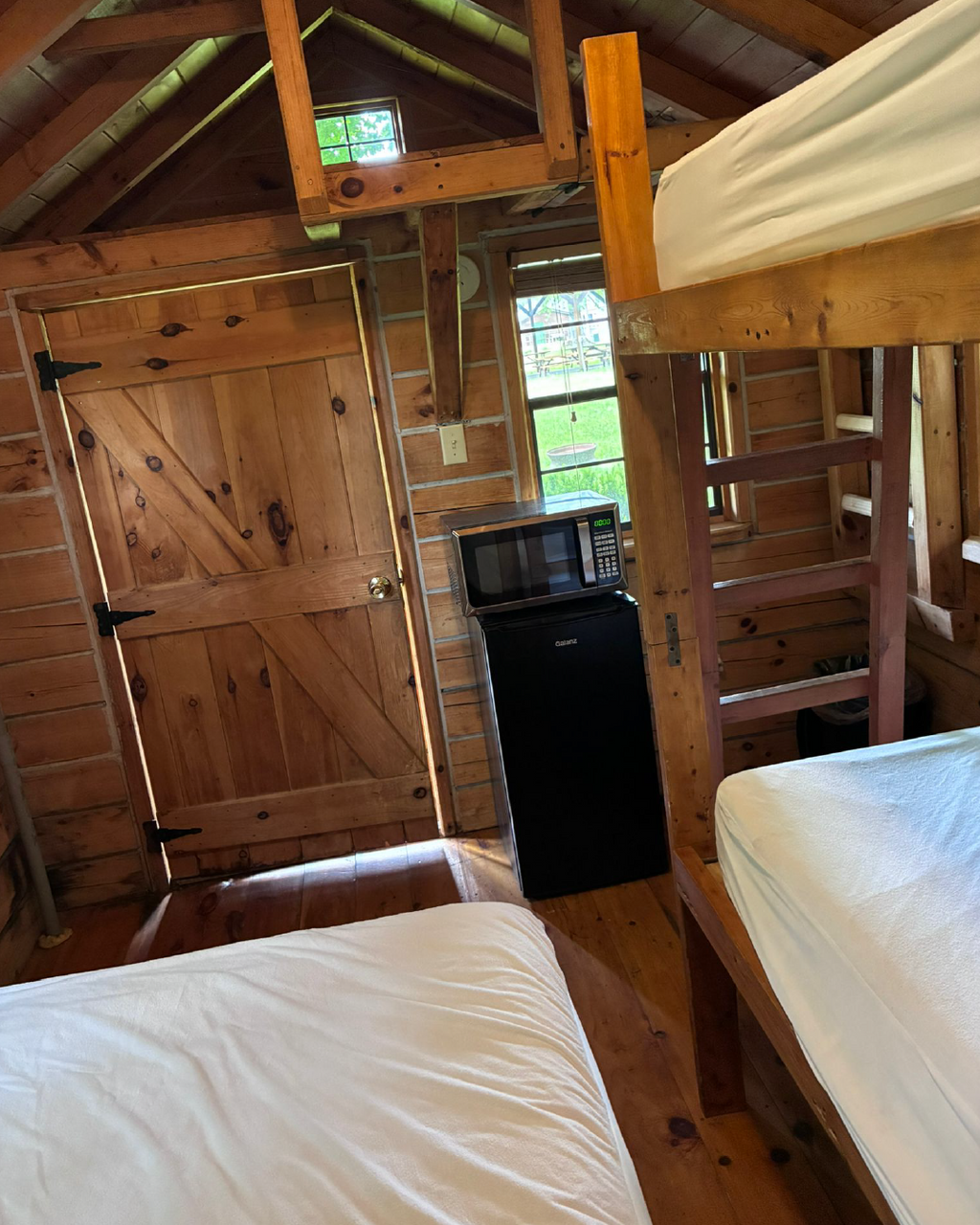 BOBCAT CABIN