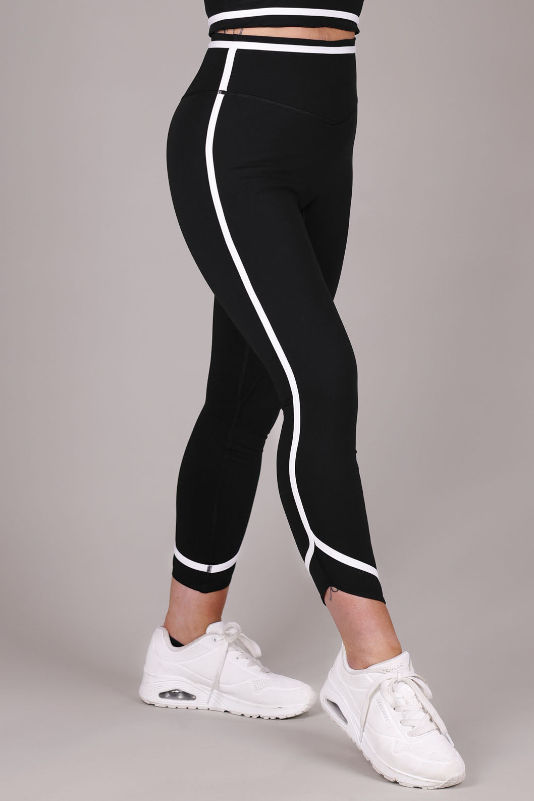 BLACK RETRO LEGGING
