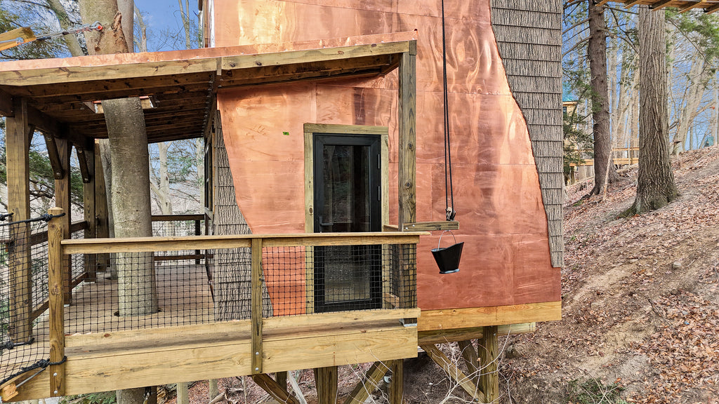 TIME MACHINE TREEHOUSE